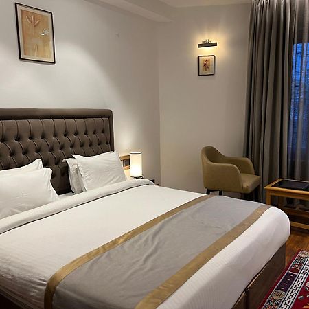 The Pangong Hotel Leh Bagian luar foto